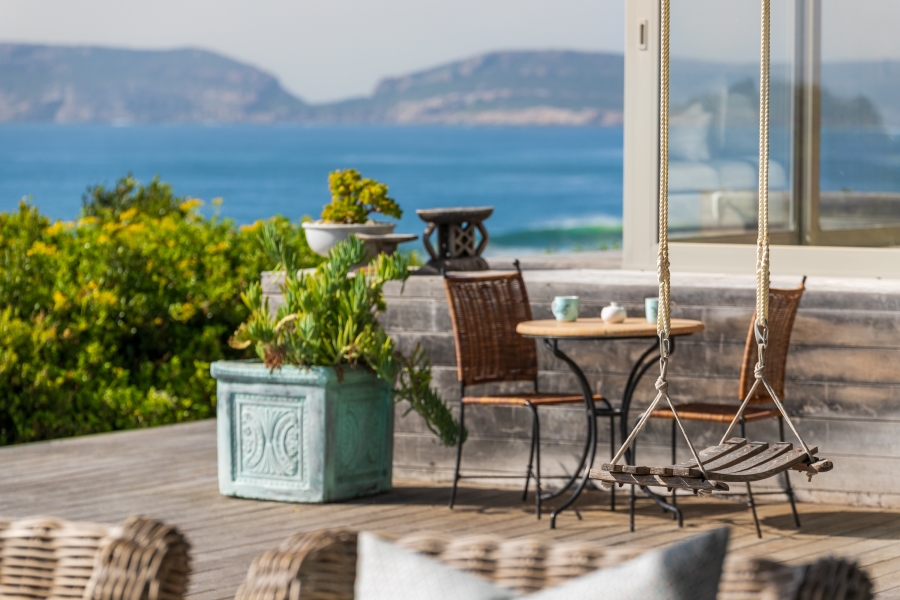 9 Bedroom Property for Sale in Beachy Head Western Cape